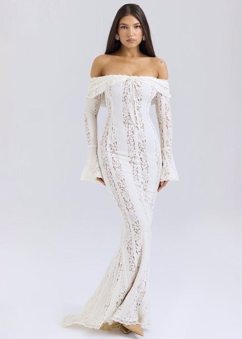 Nina™ | Schulterfreies Häkelkleid in Maxilänge