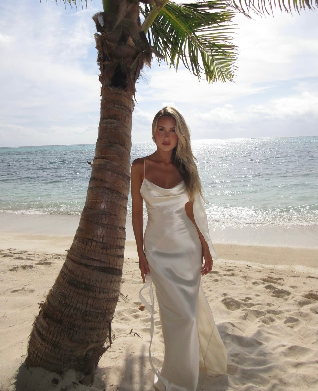 Lindth™ | Elegantes Satinkleid im Slip-Stil