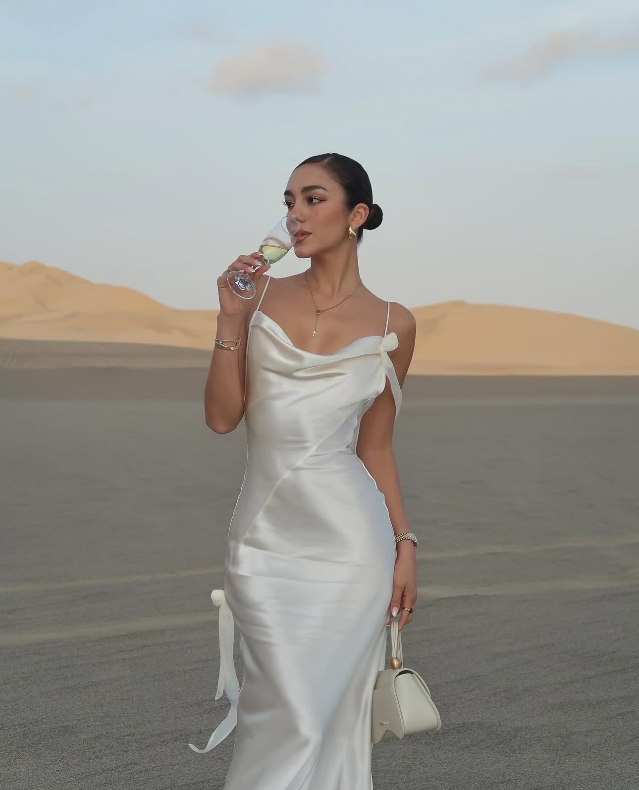 Lindth™ | Elegantes Satinkleid im Slip-Stil