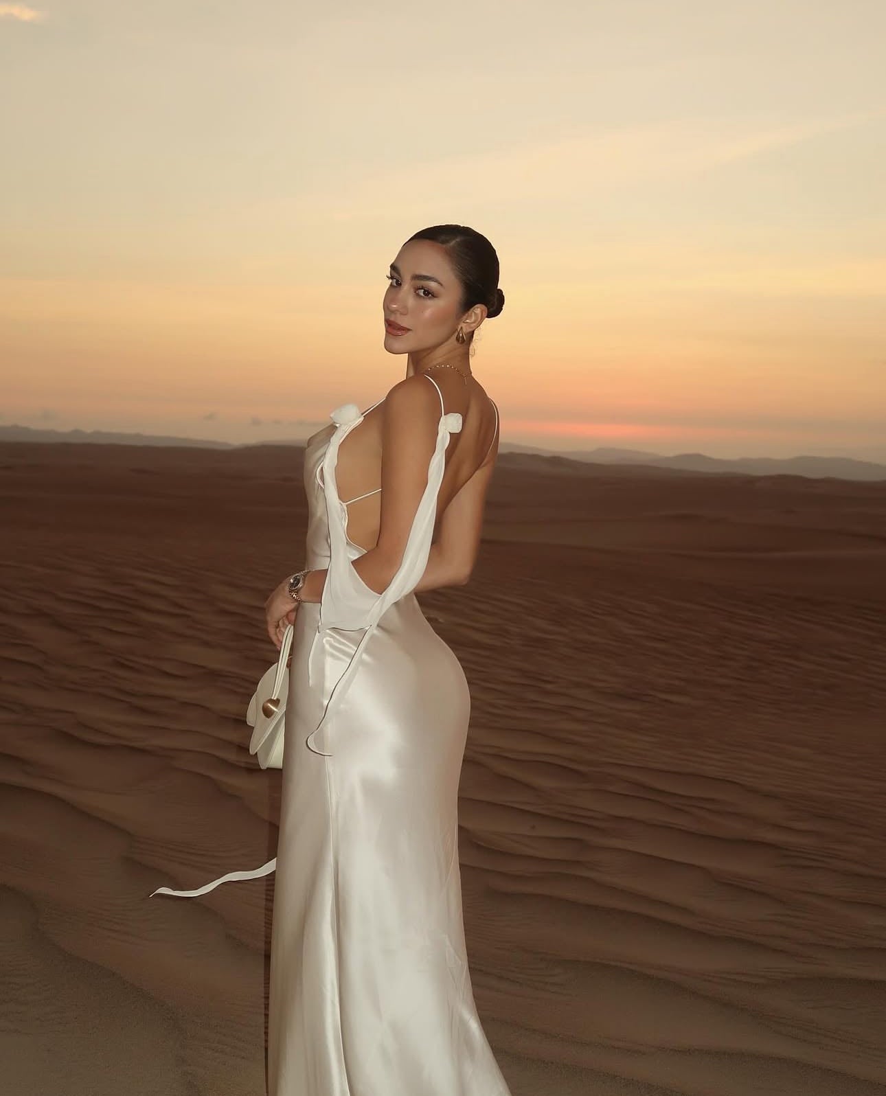 Lindth™ | Elegantes Satinkleid im Slip-Stil