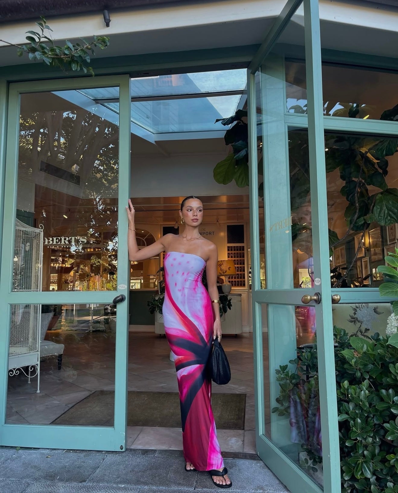 Belmira™ | Schulterfreies Maxikleid mit Wirbelmuster