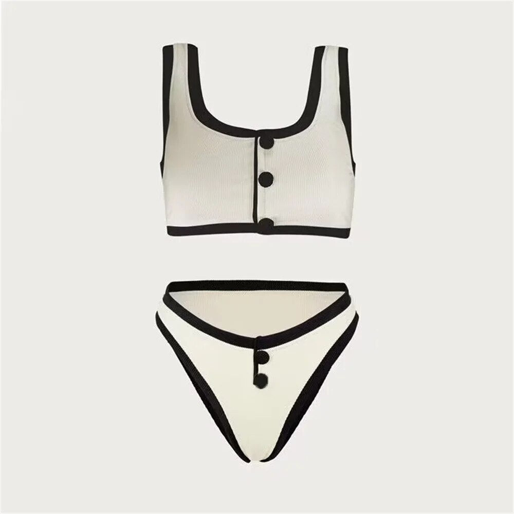 Maressa™ | Stylische Hot Pants mit Knopfdetail