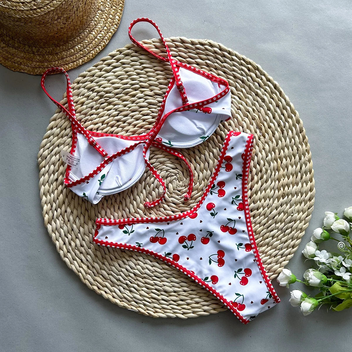 Zinnia™ | Verspielter Blumen-Bikini mit Kontrastnähten