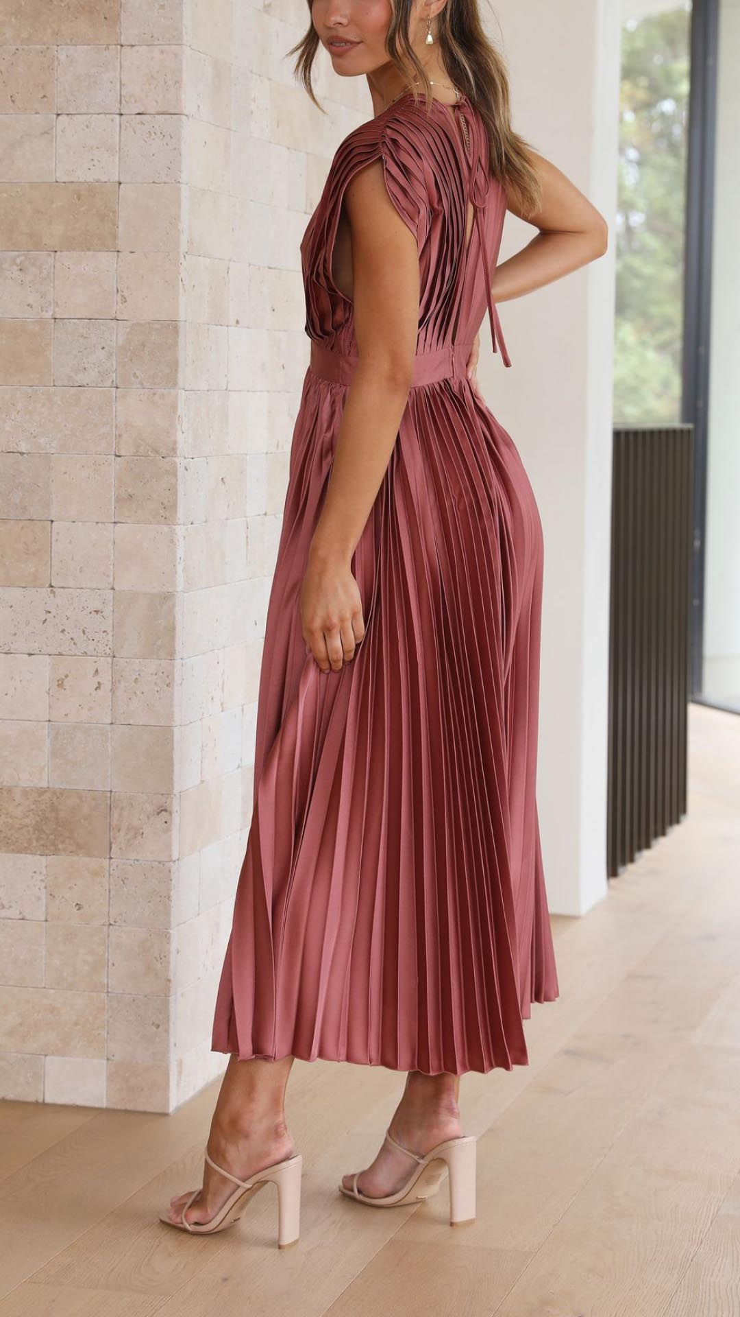 Marianne™ | Schickes Faltenkleid