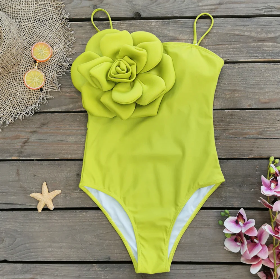 Hara™ | Badeanzug mit Großer 3D-Blume