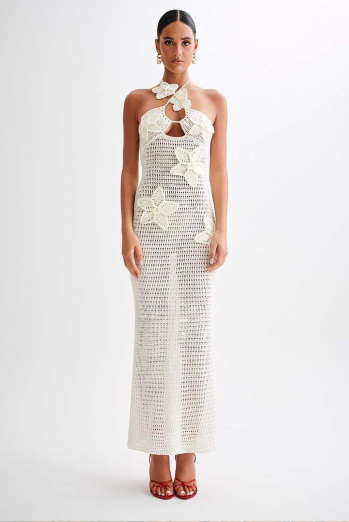 Marcelly™ | Handgefertigtes Maxikleid mit Häkelblume