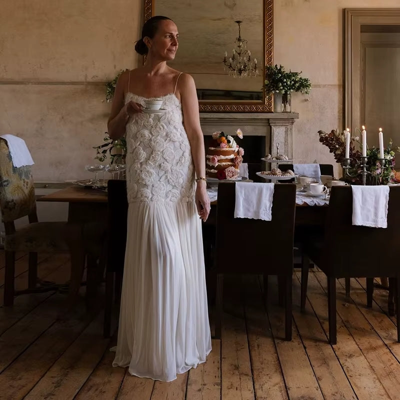 Lysse™ | Kleid mit Spitzenoberteil & Faltenrock