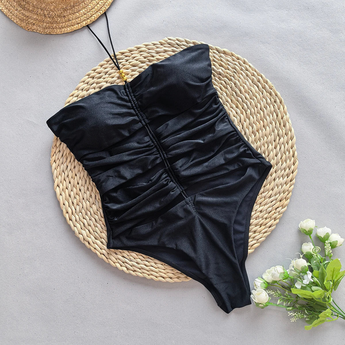 Yone™ | Schwarzer Cut-Out Badeanzug