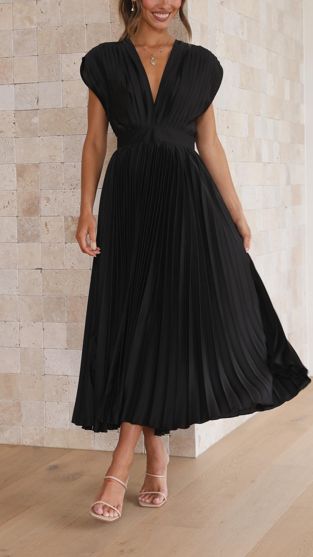 Marianne™ | Schickes Faltenkleid