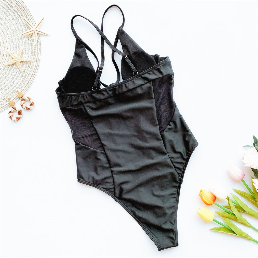 Cássia™ | Figurformender Cut-Out Body